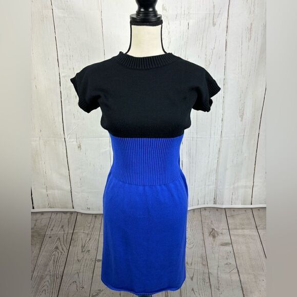 ‼️final must bundle‼️ Colorblock Indigo Black Knit Dress - Picture 1 of 4